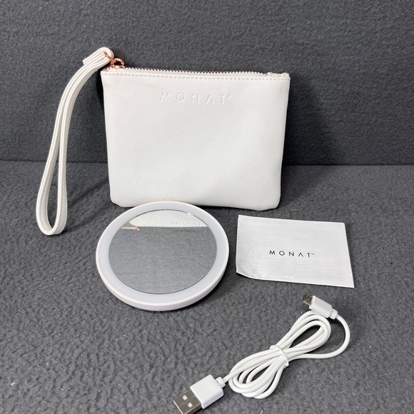MONAT GLOBAL Other - Monat White Minimalist rechargeable‎ mirror